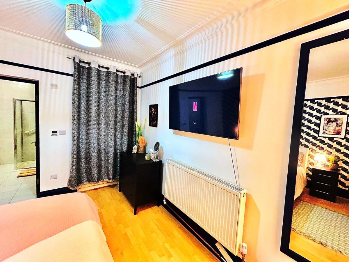 Rest Boutique Golders Green London Ngoại thất bức ảnh