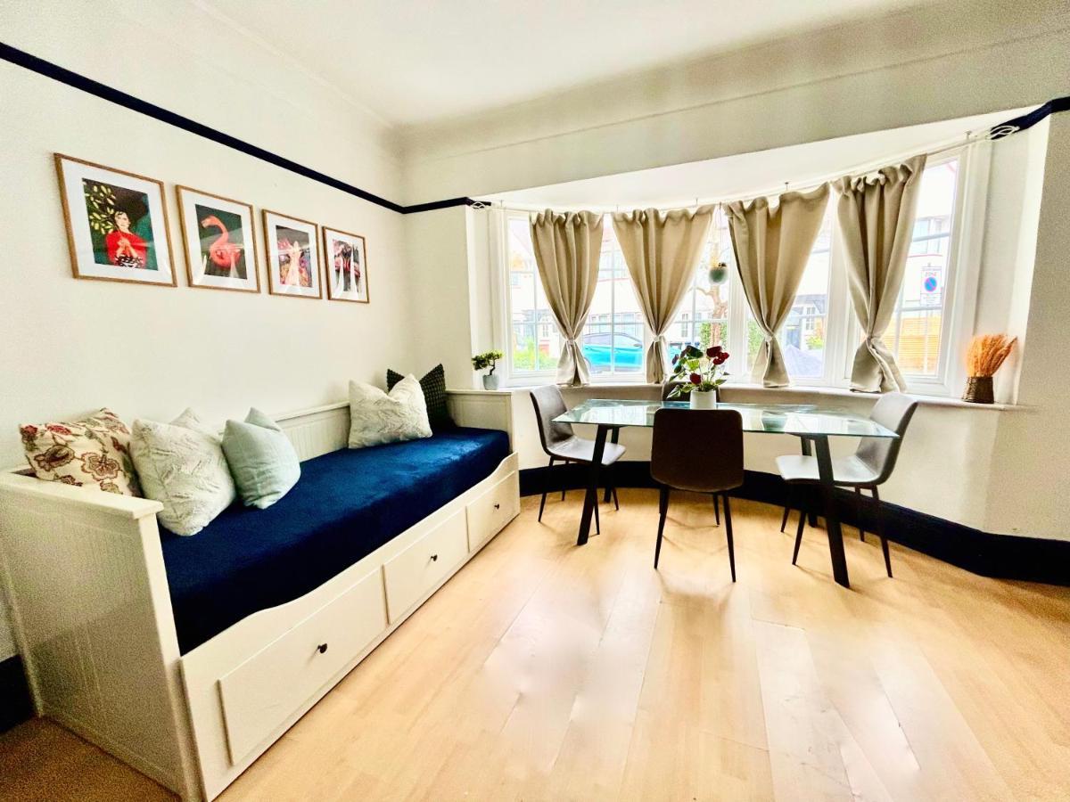 Rest Boutique Golders Green London Ngoại thất bức ảnh