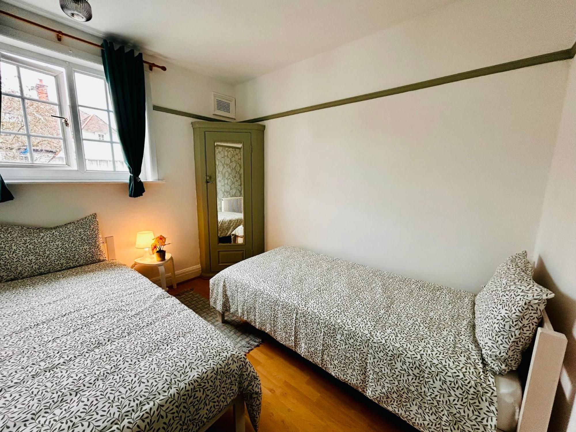 Rest Boutique Golders Green London Ngoại thất bức ảnh