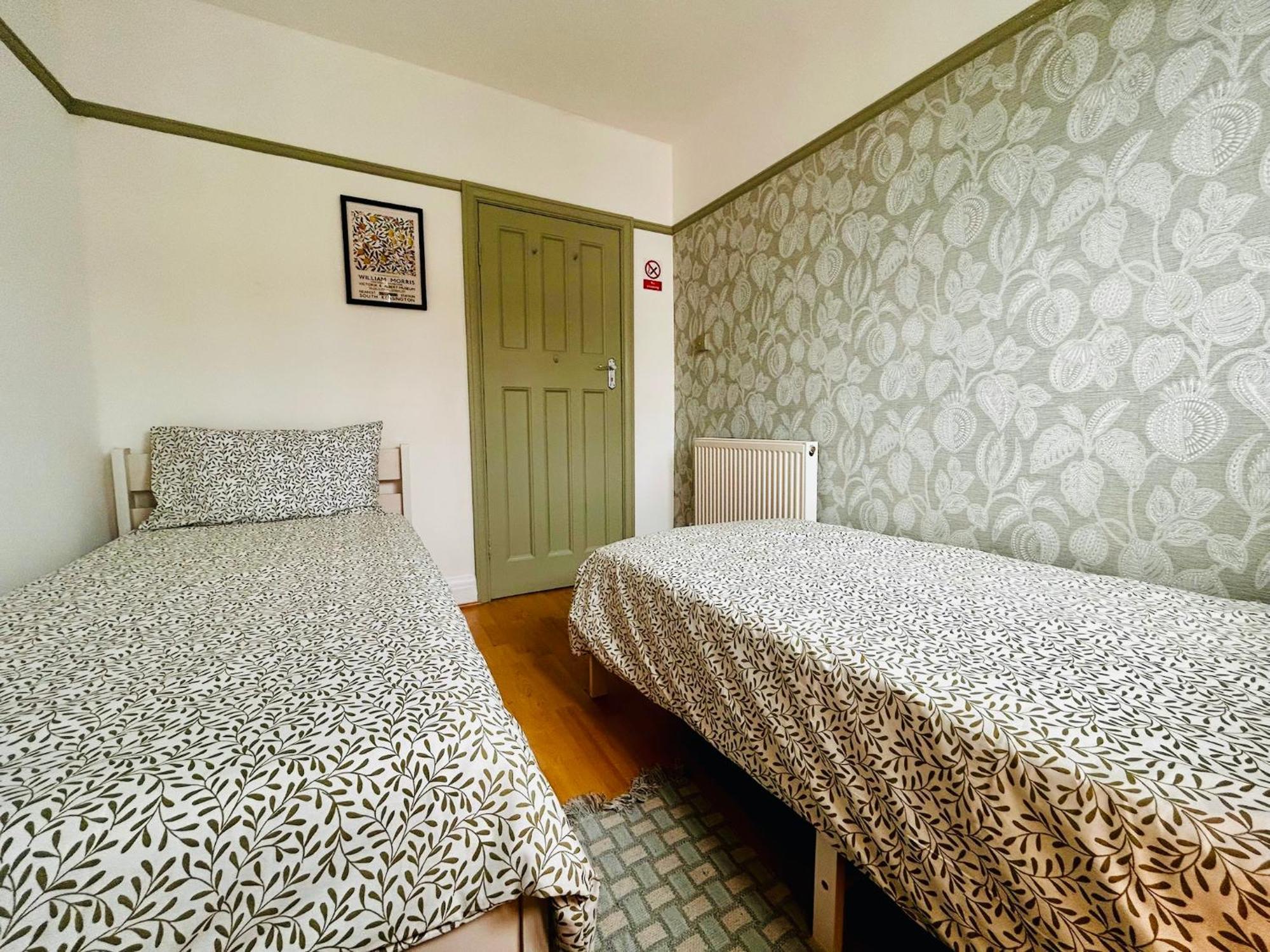 Rest Boutique Golders Green London Ngoại thất bức ảnh